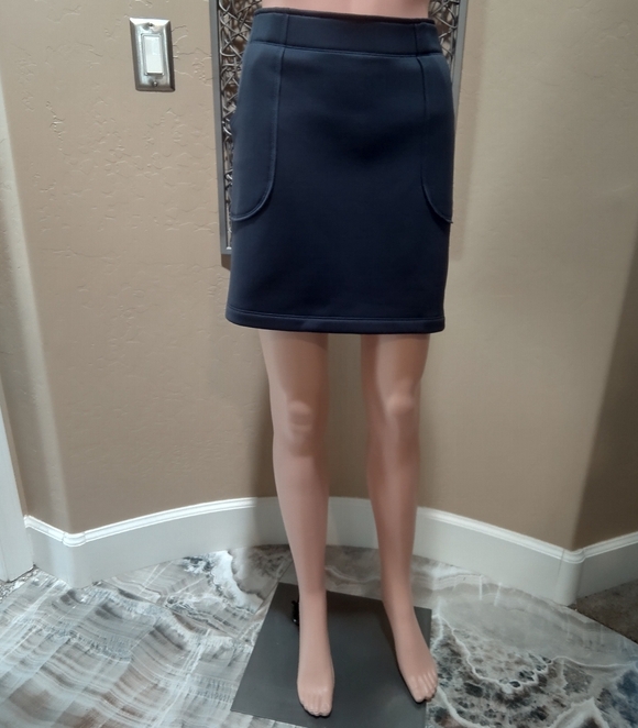 Athleta Dresses & Skirts - Athleta Scuba Navy Pencil Sport Skirt with Fleece lining